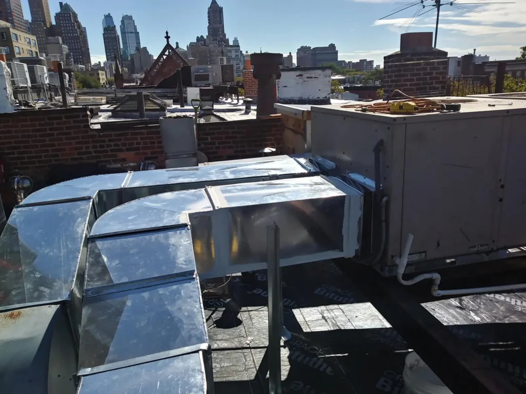 Rooftop commercial AC unit